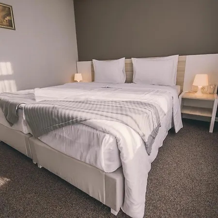 Hotel Nova Bentbasa 3*